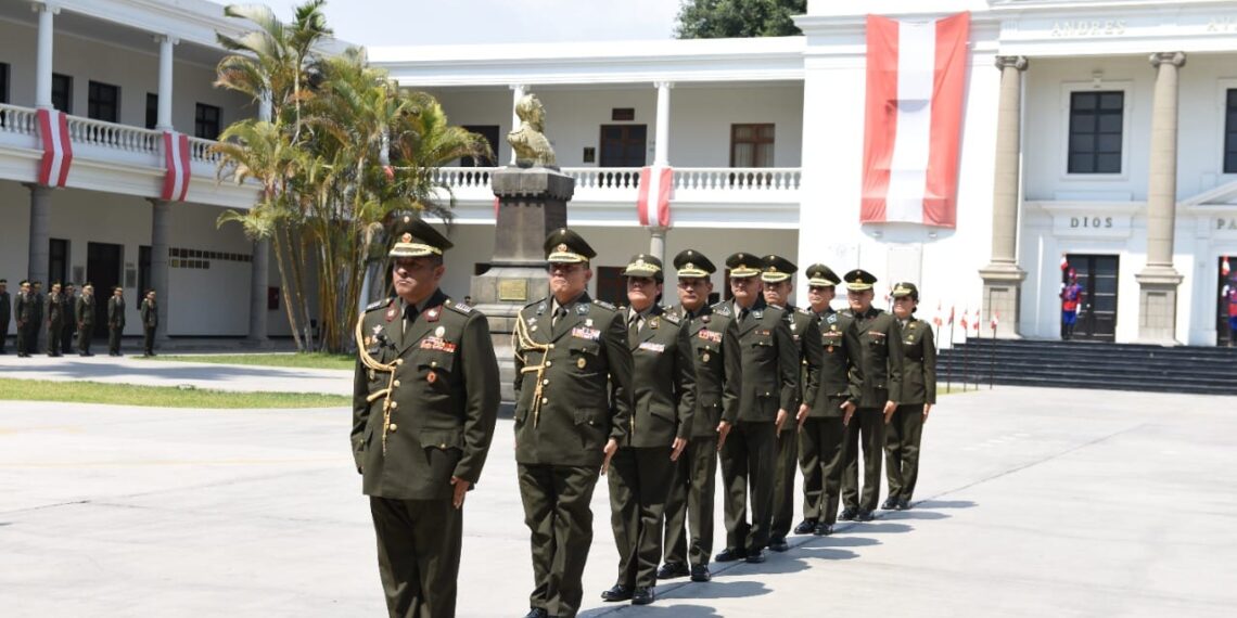 Ceremonia de reconociendo del director del ESGE – EPG
