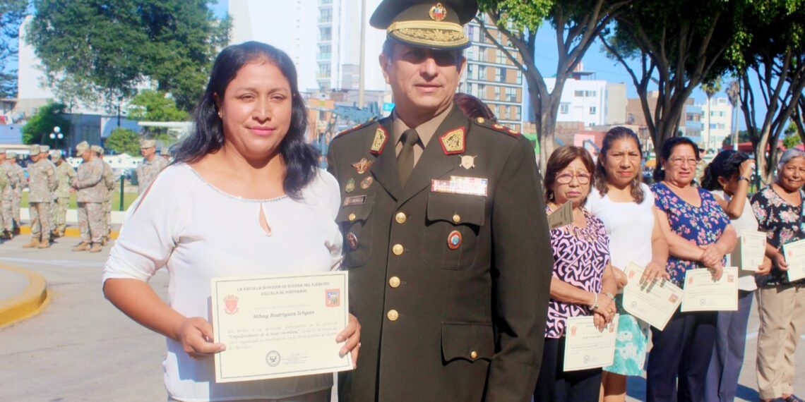 Ceremonia por conmemorarse el día de la Mujer
