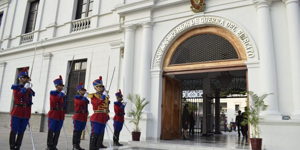 Ceremonia por el aniversario de la ESGE – EPG