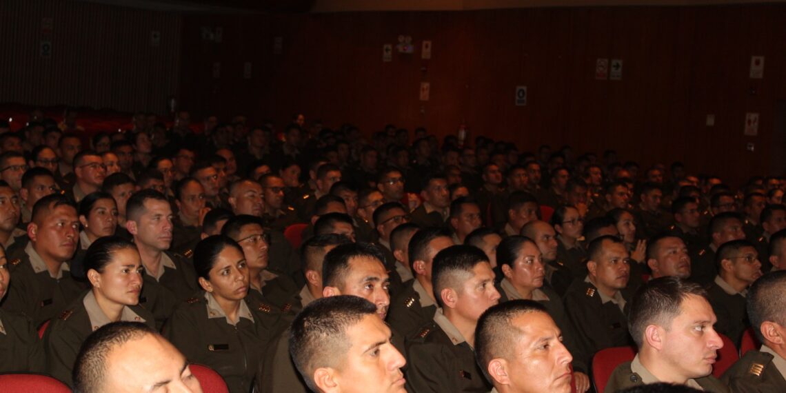 Oficiales postulantes a la XIII Maestría en Ciencias Militares rindieron examen de psicotécnico