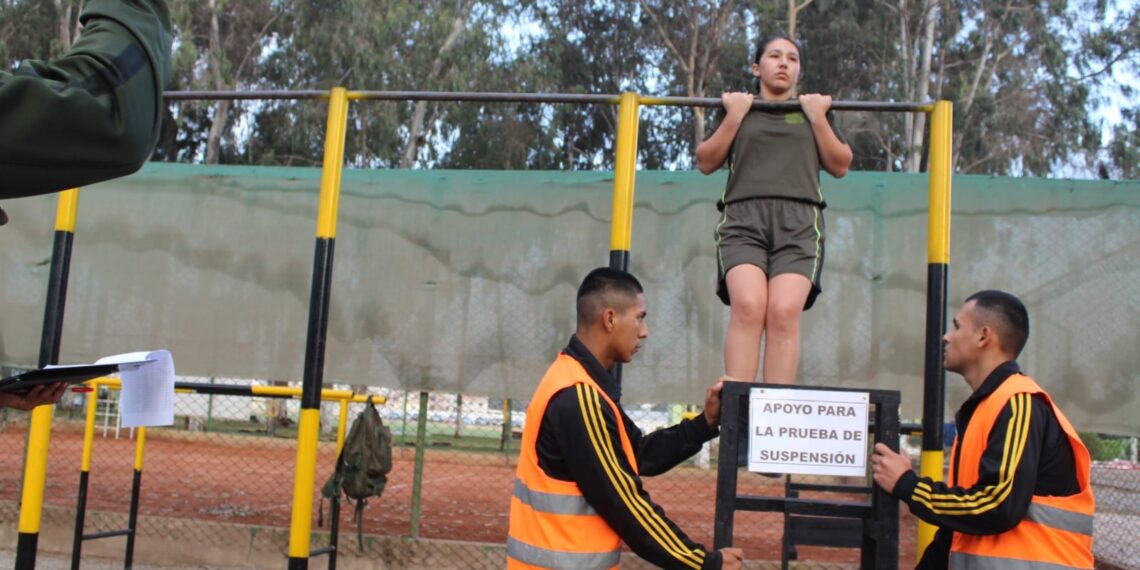 Postulantes a la XIII Maestría en Ciencias Militares rindieron examen de esfuerzo físico