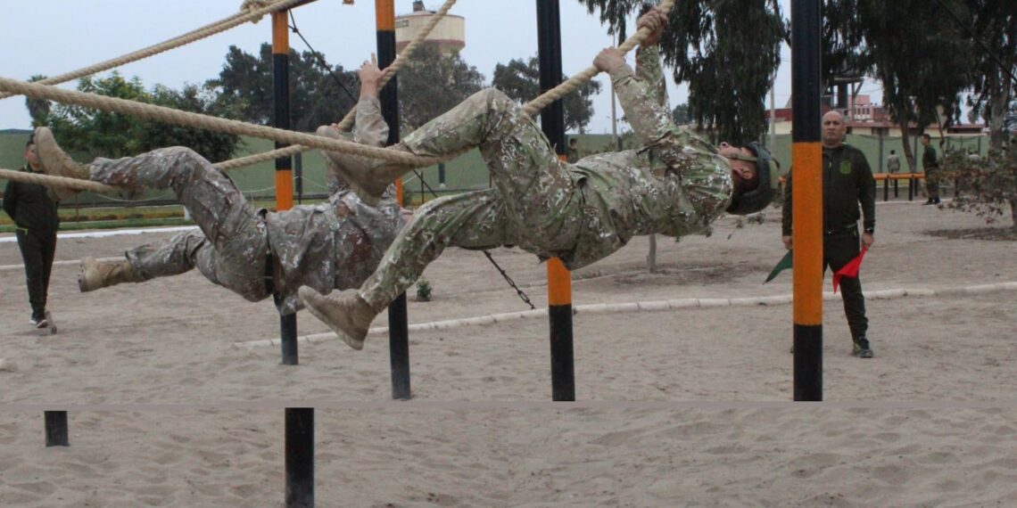 Segundo día de examen físico dirigido a los postulantes a la XIII MCCMM conducido por la ESGE-EPG