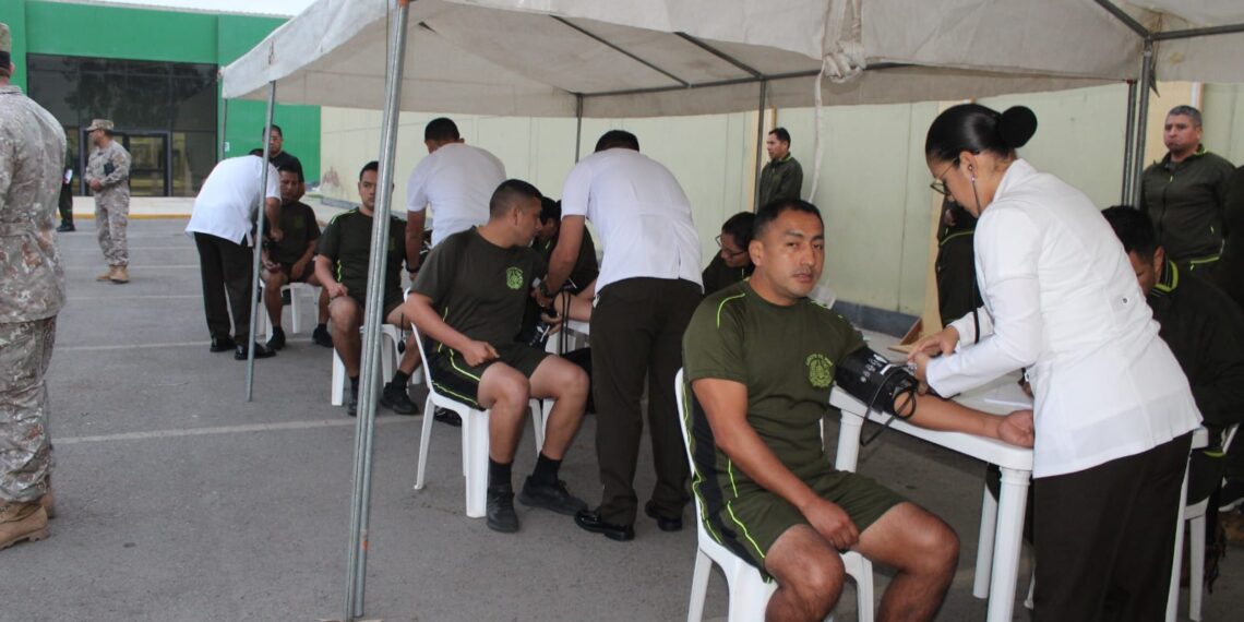 Postulantes a la XIII Maestría en Ciencias Militares rindieron examen de esfuerzo físico