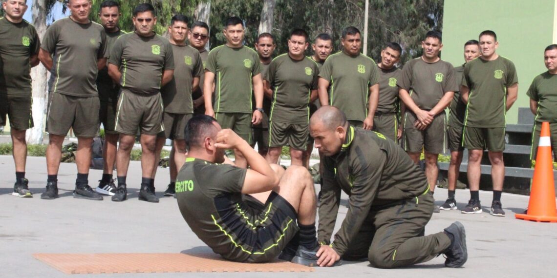 Postulantes a la XIII Maestría en Ciencias Militares rindieron examen de esfuerzo físico