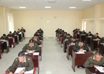 Oficiales postulantes a la XIII Maestría en Ciencias Militares rindieron examen de psicotécnico