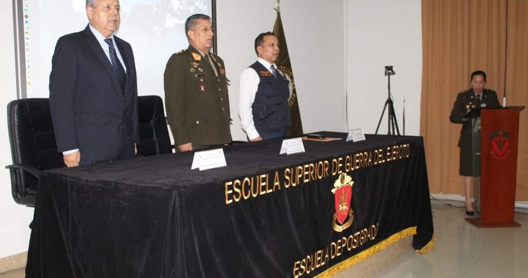 32 Profesionales civiles y militares concluyeron sus estudios en del XV Diplomado en Gestión del Riesgo de Desastres y Adaptación al Cambio climático