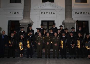 Profesionales civiles y militares participaron de su ceremonia de clausura de la maestría en Gestión del Riesgo de Desastres y Adaptación al Cambio Climático