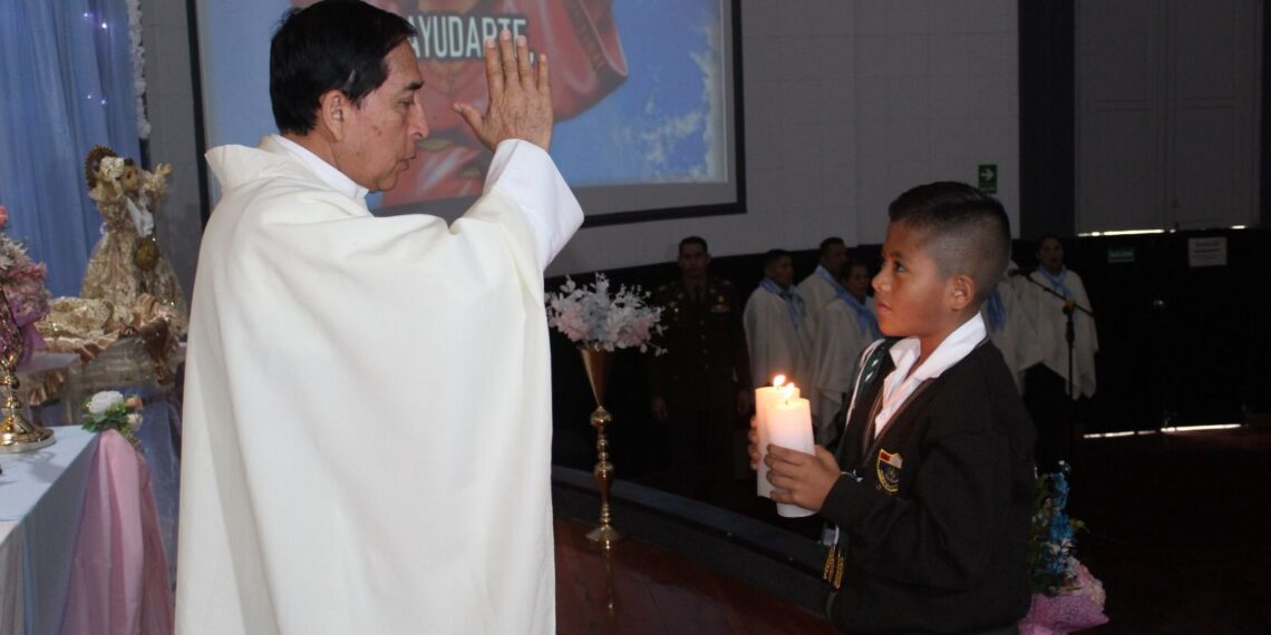 Santísima imagen del Divino Niño Jesús visita a la Escuela Superior de Guerra del Ejercito – Escuela de Postgrado