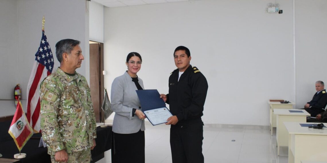 Clausura del curso de Guerra Irregular y Análisis de Redes Sociales en la ESGE-EPG