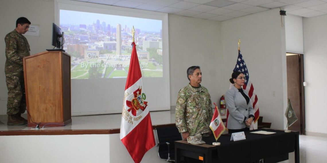 Clausura del curso de Guerra Irregular y Análisis de Redes Sociales en la ESGE-EPG