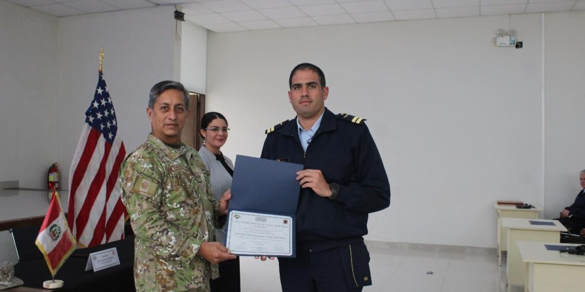 Clausura del curso de Guerra Irregular y Análisis de Redes Sociales en la ESGE-EPG