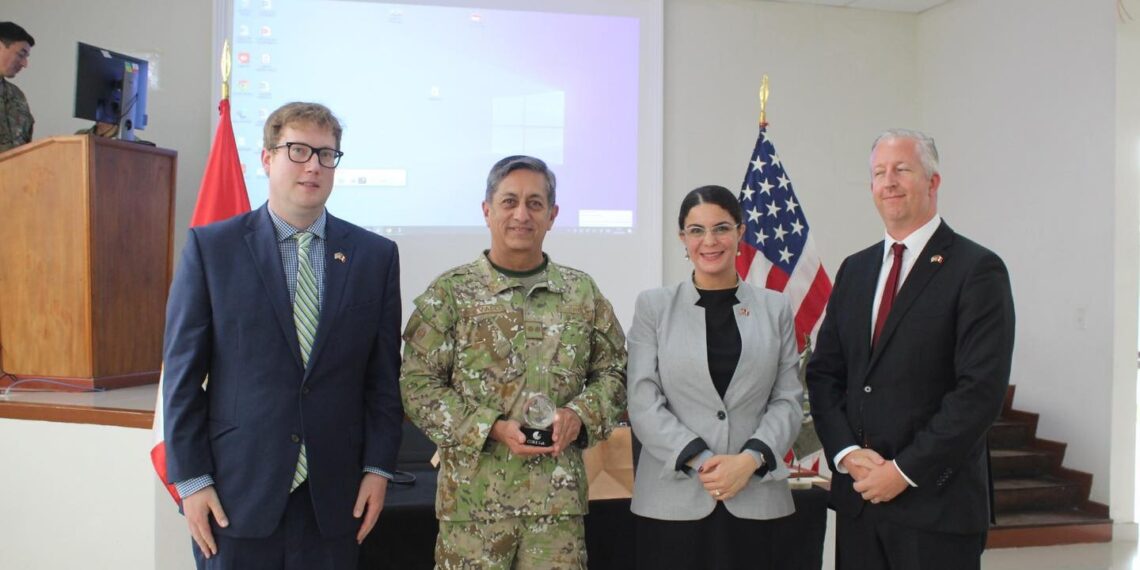 Clausura del curso de Guerra Irregular y Análisis de Redes Sociales en la ESGE-EPG