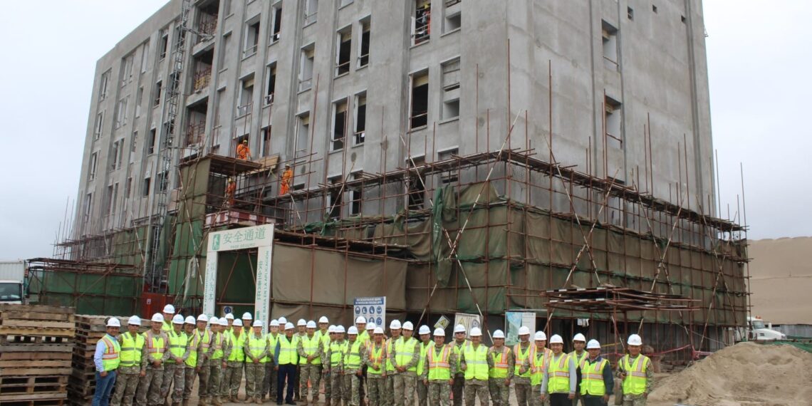Visita de estudio a Cosco Shipping Ports Chancay Perú a cargo del Programa de Alto Mando del Ejército