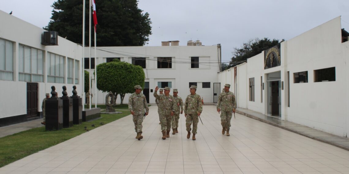 El Inspector General del Ejército realizó la visita de Inspección a la ESGE-EPG