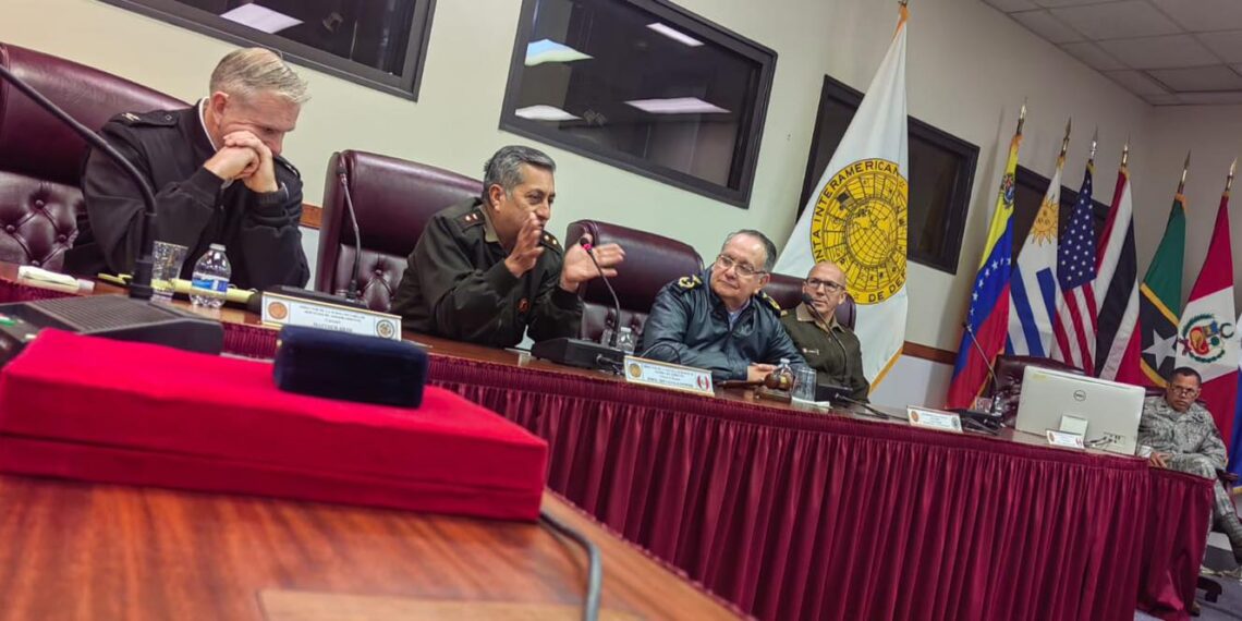 Escuela Superior de Guerra del Ejército – Escuela de Postgrado y los oficiales alumnos del Programa de Alto Mando del Ejército realizan visita a la Junta Interamericana de Defensa en Washington D. C – EEUU