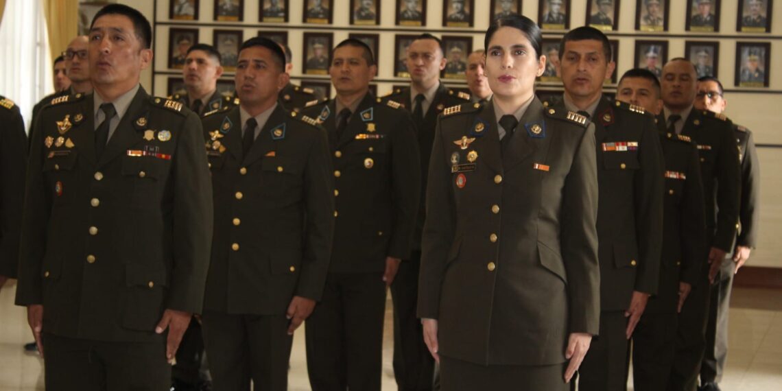 Oficiales alumnos del Módulo de Comando y Estado Mayor Conjunto participaron de su ceremonia de clausura.