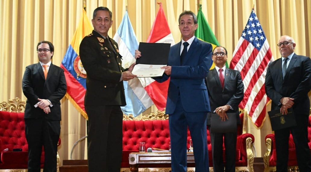 La ESGE – EPG y la Fundación KAS realizaron la presentación del libro “CRISIS MIGRATORIA EN PERÚ: IMPLICANCIAS PARA LA SEGURIDAD NACIONAL.