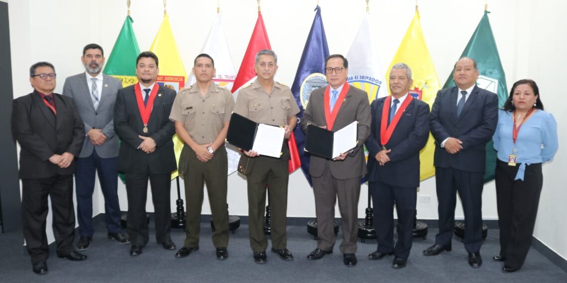 La Escuela Superior de Guerra del Ejército – Escuela de Postgrado logró firmar un convenio con la Corte Superior de Justicia de Lima Sur – Escuela Judicial.