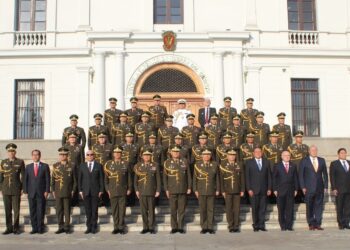 Ceremonia de graduación del XIV Programa de Alto Mando del Ejército.