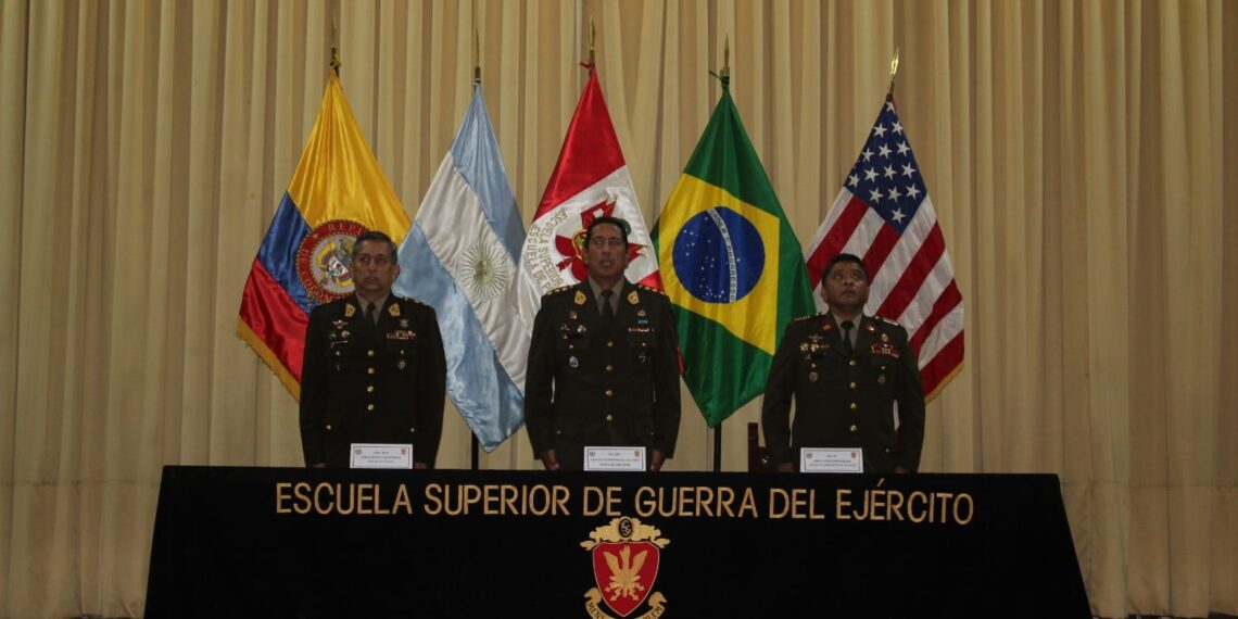 Ceremonia de Clausura del Diplomado de Técnica y Estado Mayor Administrativo.