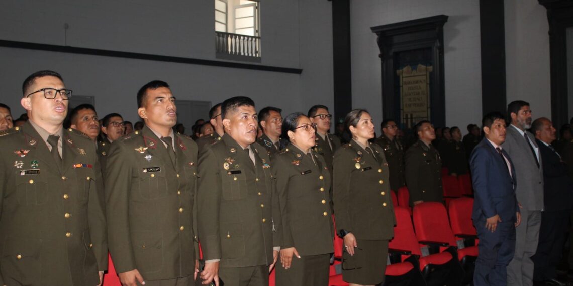 En la ESGE – EPG se llevó a cabo la presentación del libro “AÑO NUEVO DEL TERROR – CRONOLOGÍA SANGRIENTE Y OCULTA».