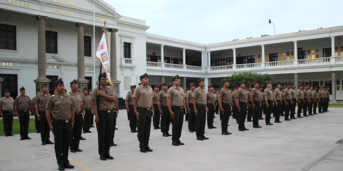 ESCUELA SUPERIOR DE GUERRA DEL EJÉRCITO – ESCUELA DE POST GRADO REALIZÓ EL CEREMONIAL DE INICIO DE LA SEMANA DE INSTRUCCIÓN