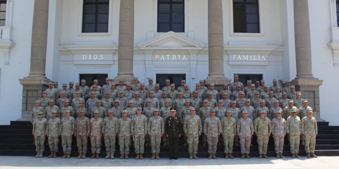 CONFERENCIA MAGISTRAL “PLAN DE TRANSFORMACIÓN INSTITUCIONAL” A CARGO DEL SEÑOR GENERAL DE DIVISIÓN ORESTES MARTÍN VARGAS ORTIZ, JEFE DEL ESTADO MAYOR GENERAL DEL EJÉRCITO
