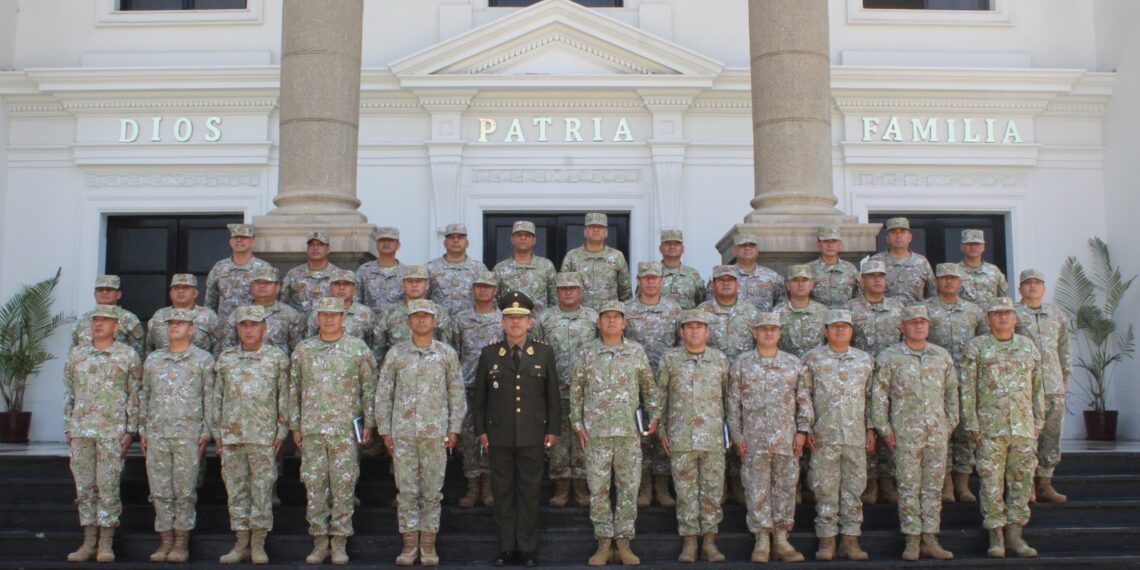 CONFERENCIA MAGISTRAL “PLAN DE TRANSFORMACIÓN INSTITUCIONAL” A CARGO DEL SEÑOR GENERAL DE DIVISIÓN ORESTES MARTÍN VARGAS ORTIZ, JEFE DEL ESTADO MAYOR GENERAL DEL EJÉRCITO