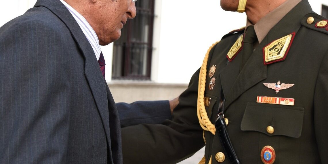 RECONOCIMIENTO DEL SR GENERAL DE BRIGADA JUAN KENNETH VALVERDE VIRHUEZ COMO DIRECTOR DE LA ESCUELA SUPERIOR DE GUERRA DEL EJÉRCITO- EPG