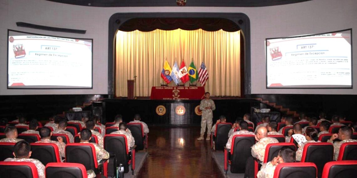 CONFERENCIA SOBRE CONTROL INTERNO A LOS ALUMNOS DE LOS DIFERENTES PROGRAMAS DE LA ESCUELA SUPERIOR DE GUERRA DEL EJÉRCITO- EPG