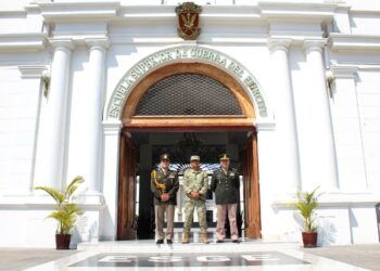 VISITA PROTOCOLAR DEL SR CR  ROBERTO PEDRO CARDOZO AGREGADO DE LA REPÚBLICA DE ARGENTINA A LA ESCUELA SUPERIOR DE GUERRA DEL EJÉRCITO- EPG