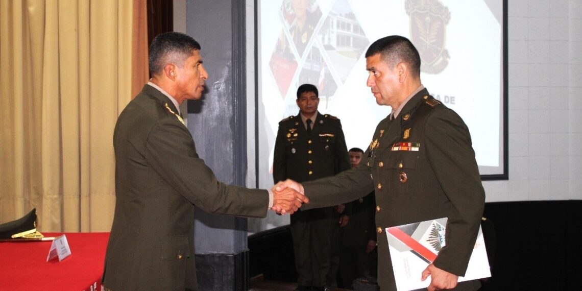 CLAUSURA DEL CURSO DOCENTE EN LA ESCUELA SUPERIOR DE GUERRA DEL EJÉRCITO – ESCUELA DE POST GRADO.