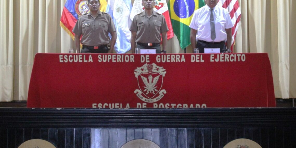 INAUGURACIÓN DEL CURSO DE DOCENTES EN LA ESCUELA SUPERIOR DE GUERRA DEL EJÉRCITO- EPG