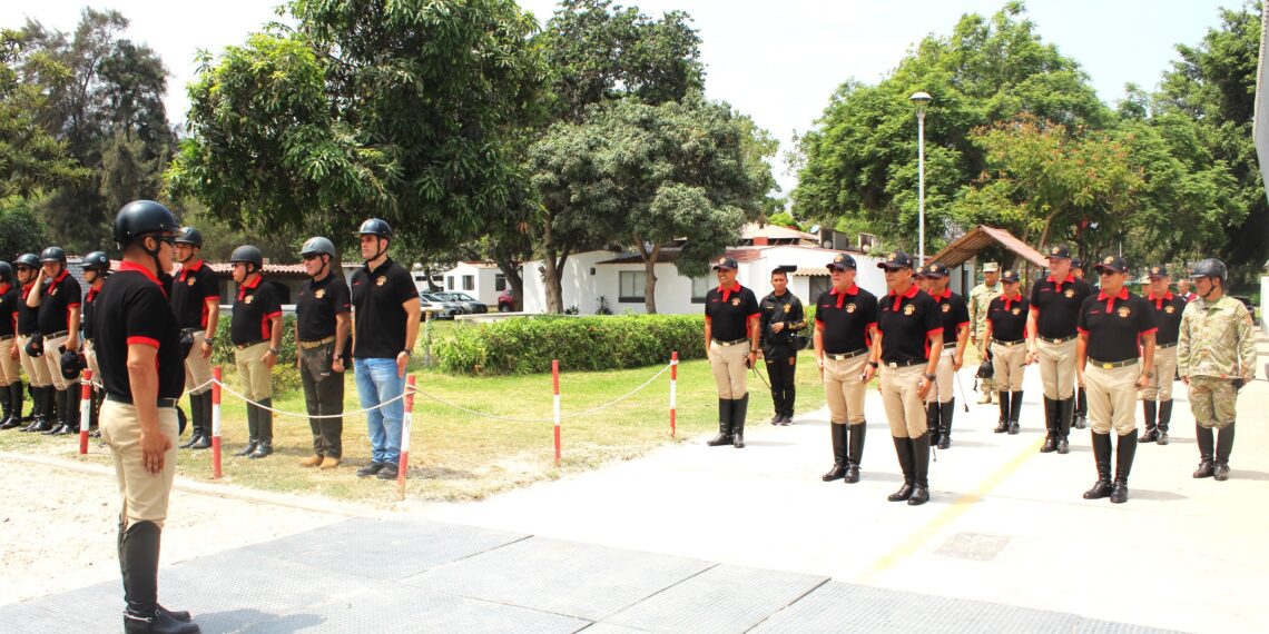 CABALGATA Y ALMUERZO DE CAMARADERÍA POR EL CXX ANIVERSARIO DE CREACIÓN DE LA ESCUELA SUPERIOR DE GUERRA DEL EJÉRCITO
