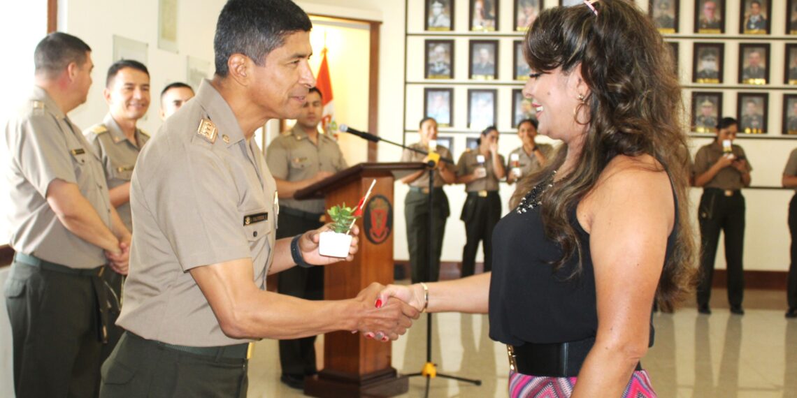EREMONIA CONMEMORATIVA POR EL DÍA INTERNACIONAL DE LA MUJER