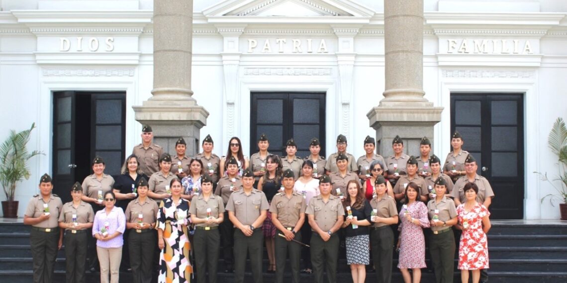 EREMONIA CONMEMORATIVA POR EL DÍA INTERNACIONAL DE LA MUJER