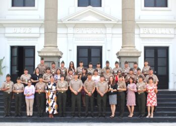 EREMONIA CONMEMORATIVA POR EL DÍA INTERNACIONAL DE LA MUJER