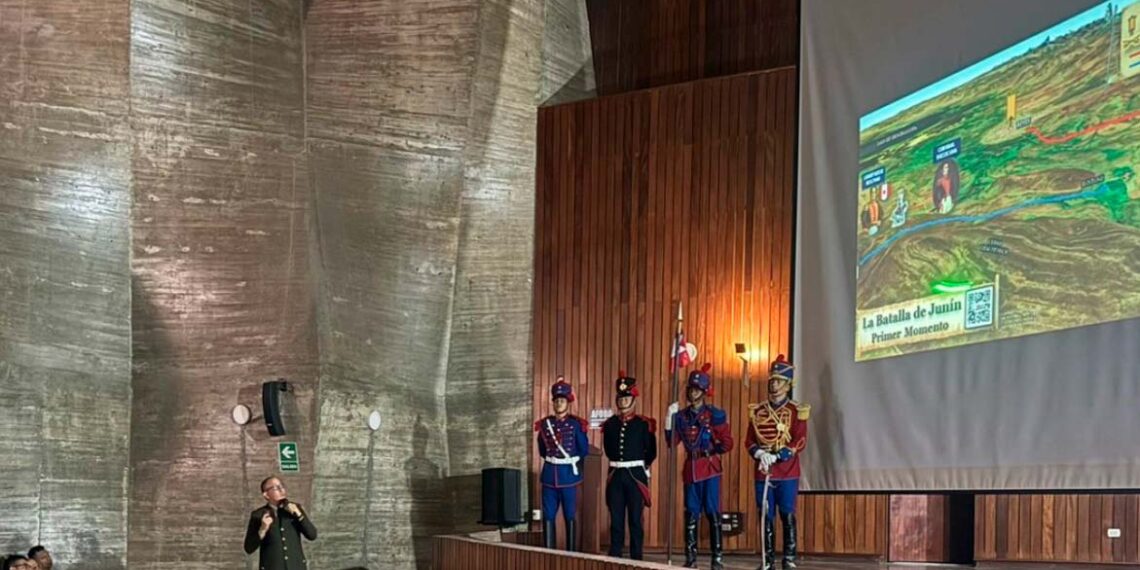 Conferencia por el bicentenario de las batallas de Junín y Ayacucho