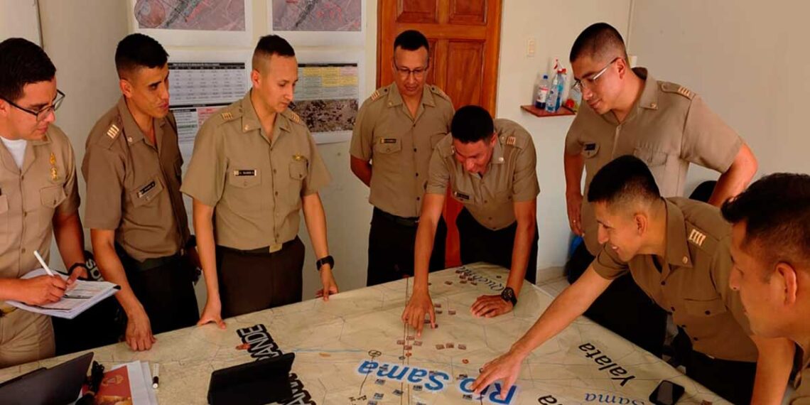 Pruebas de estrategia en la Escuela Superior de Guerra del Ejército: Juego de Guerra “Yachaywasi”