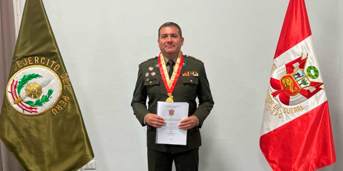 Sustentación de Tesis en la Escuela Superior de Guerra del Ejército – EPG