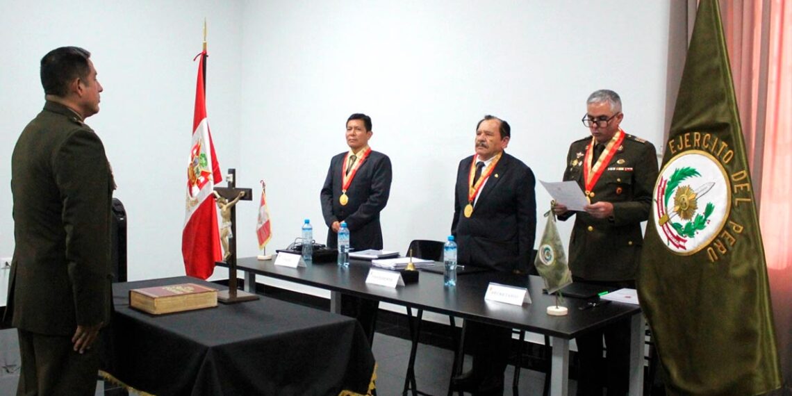 Sustentación de tesis en la Escuela Superior de Guerra del Ejército – EPG