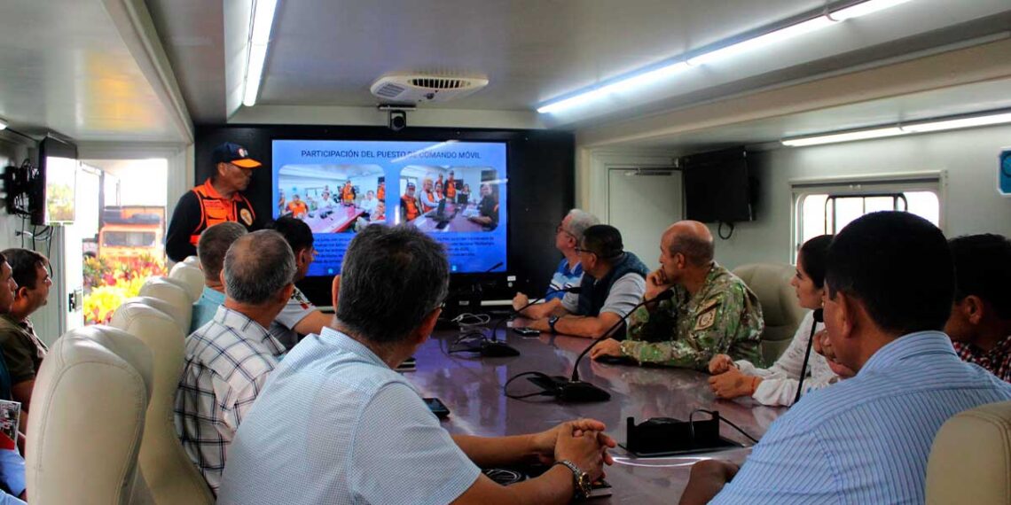 Visita a las instalaciones del Instituto Nacional de Defensa Civil por parte de los alumnos del XVII Diplomado en Gestión del Riesgo de Desastres y Adaptación al Cambio Climático