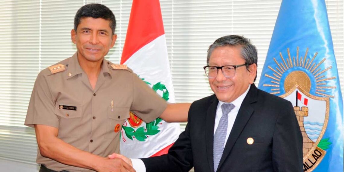 Visita protocolar al Sr. Gobernador Regional del Callao