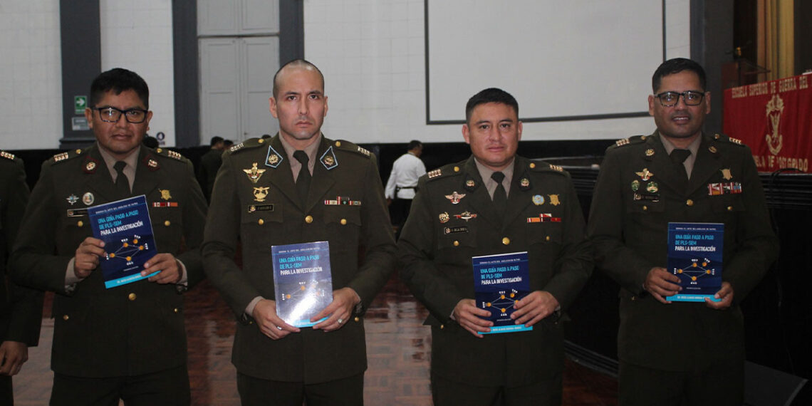 Presentación del libro en la Escuela Superior de Guerra del Ejército – Escuela de Post Grado