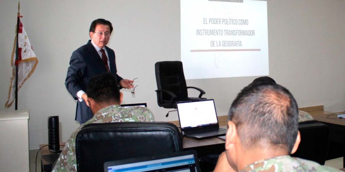Conferencia: “Elementos de la Geopolítica y la Importancia de su Visualización en el Perú”