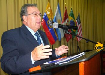 “Asesoría de imagen y protocolo social” en la Escuela Superior de Guerra del Ejército – EPG