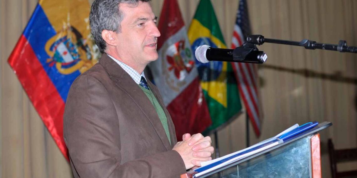 Conferencia: “La Corrección Idiomática y el Cuidado de Lenguaje en el Perú”