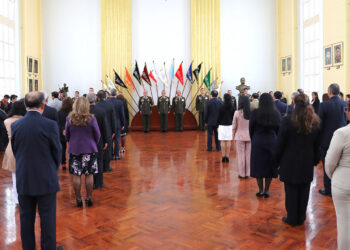 Ceremonia en honor a los servidores civiles por sus 25 y 30 años de servicio