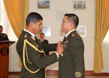 Ceremonia de condecoración Orden Militar Francisco Bolognesi en el grado de “Caballero” al Mayor EP Celiz Rocha Jean Carlo