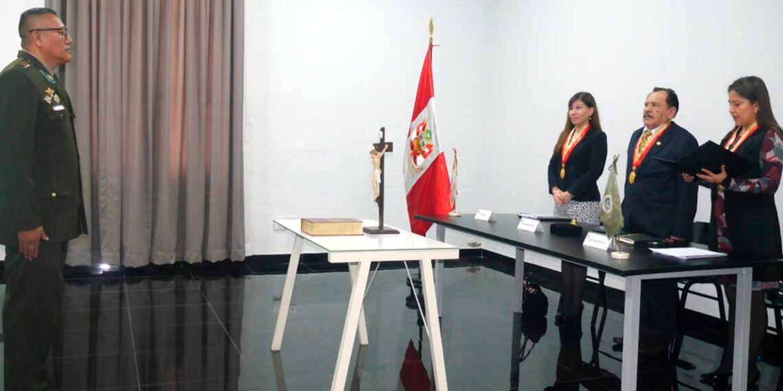 Sustentación de tesis en la Escuela Superior de Guerra del Ejército – EPG